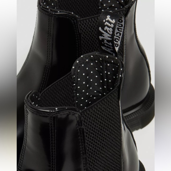 DR MARTEN FLORA WOMEN'S SMOOTH LEATHER CHELSEA BOOTS SIZE 6 US / 7 EU - Picture 5 of 10